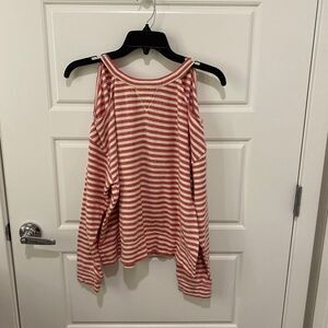 BCBGMaxazria Women's Cold Shoulder Long Sleeve Sweater. Red/White. Medium. Cute.
